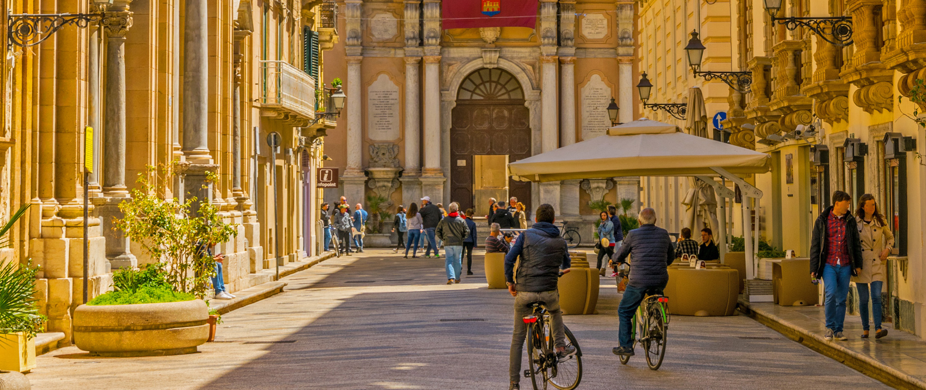 Bike tour in the Trapani Center with Street Food - Itinerari del Gusto ...